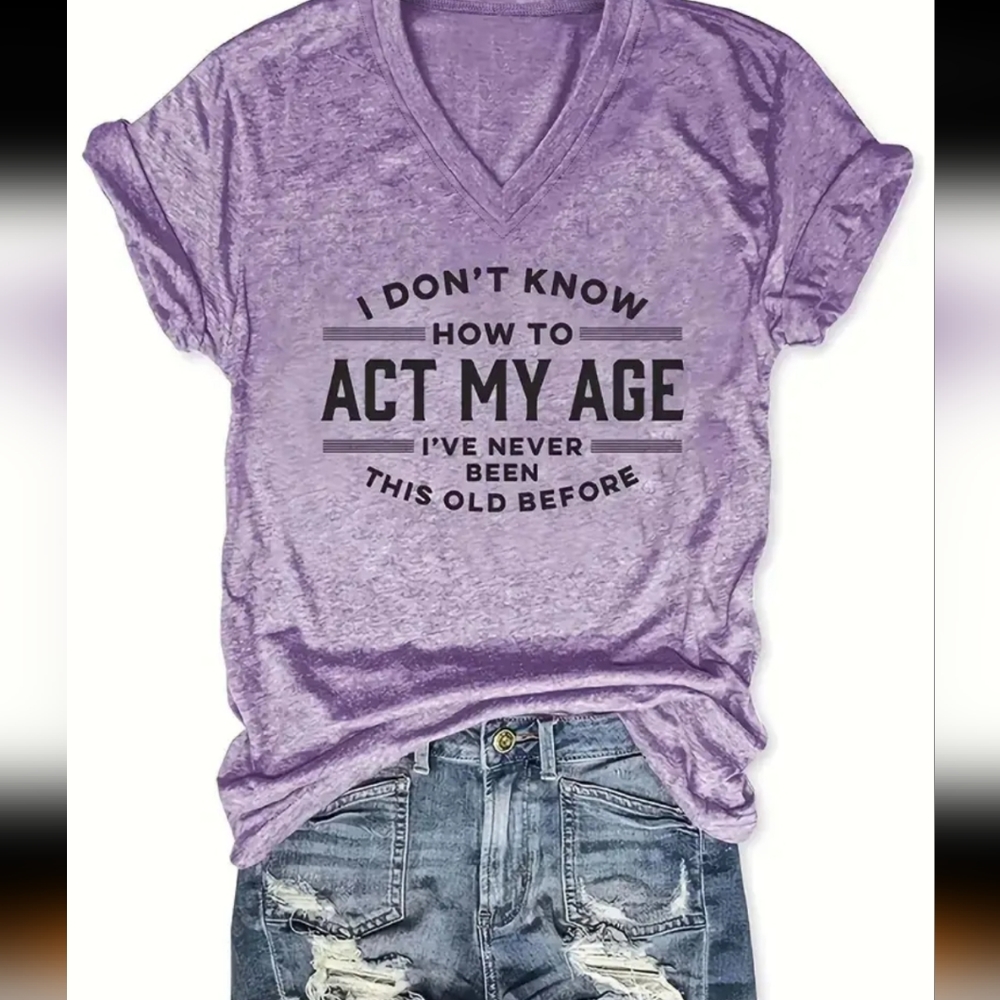 New graphic tee sz large for women
